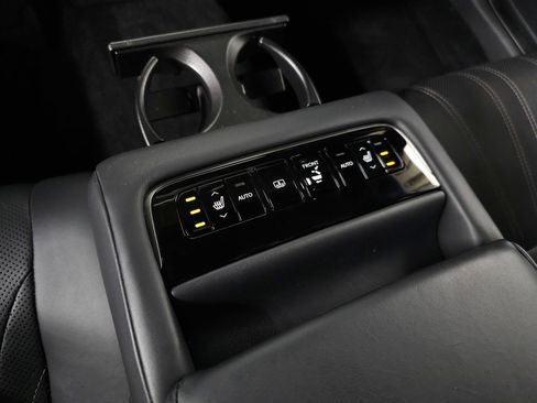 Used 2018 Lexus LS 500 AWD w/ Interior Upgrade Package image 31