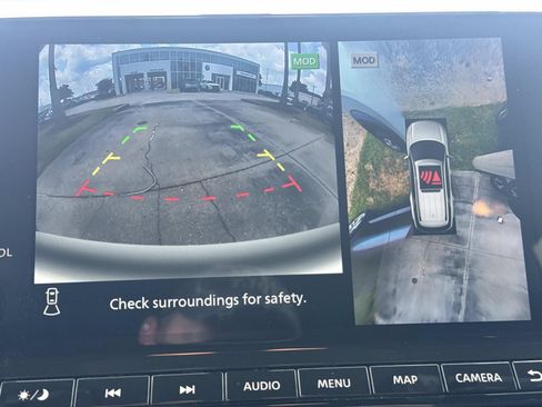 Used 2025 Nissan Pathfinder SL w/ Lighting Package (N92) FWD image 26