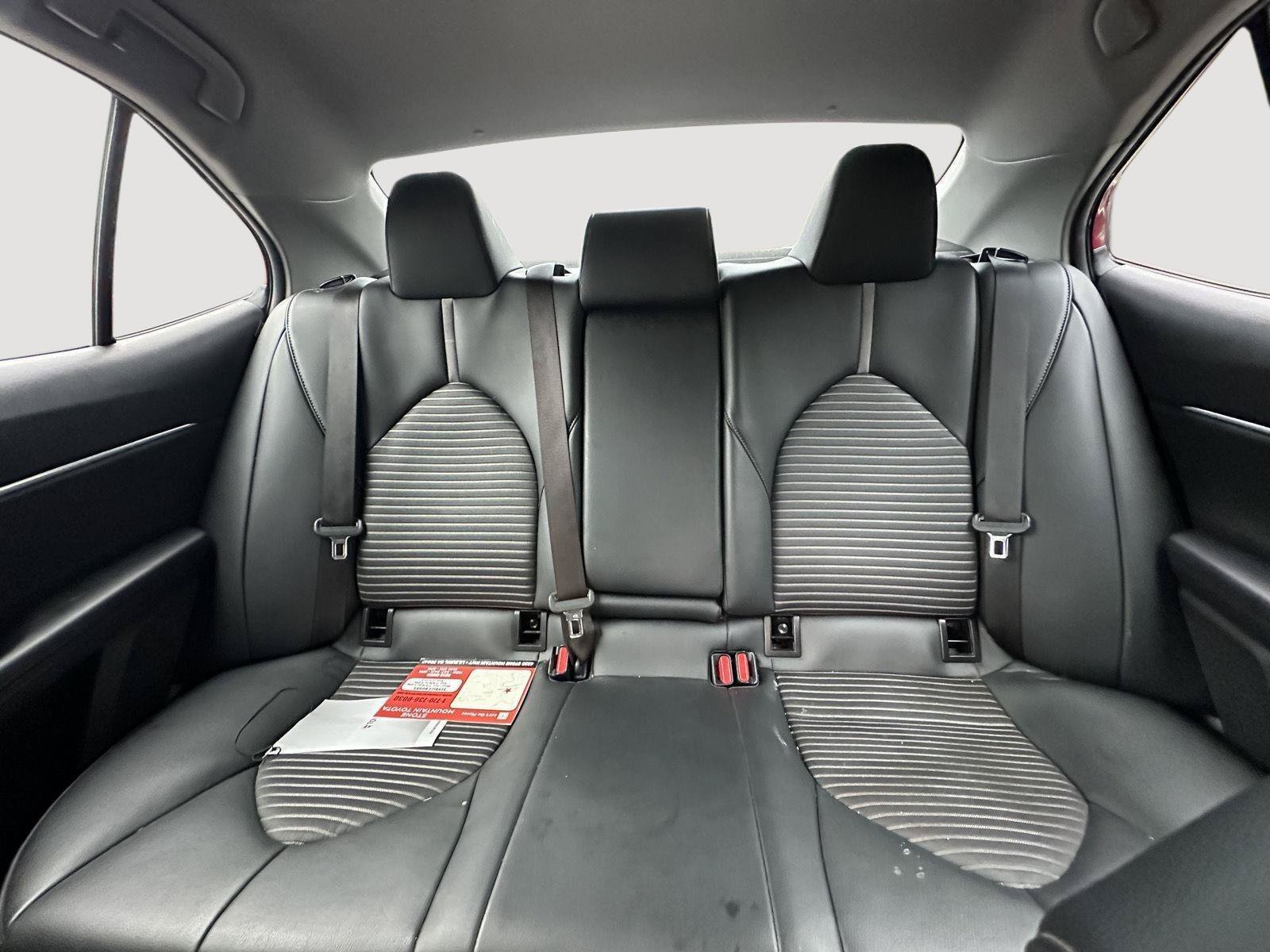 Certified 2022 Toyota Camry SE FWD image 12