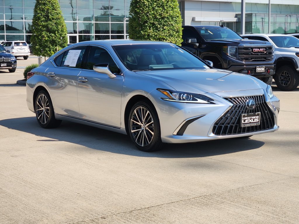 Certified 2025 Lexus ES 350 w/ Premium Package FWD image 3