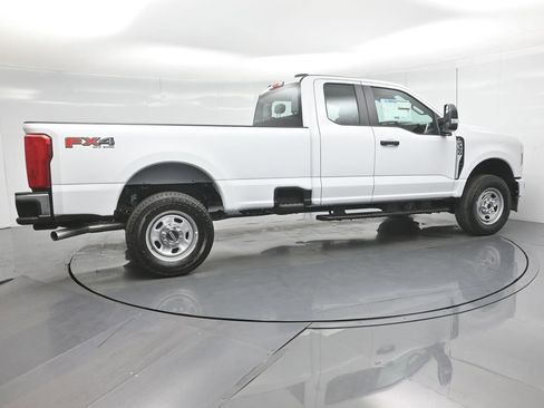 New 2026 Ford F350 XL w/ FX4 Off-Road Package image 22