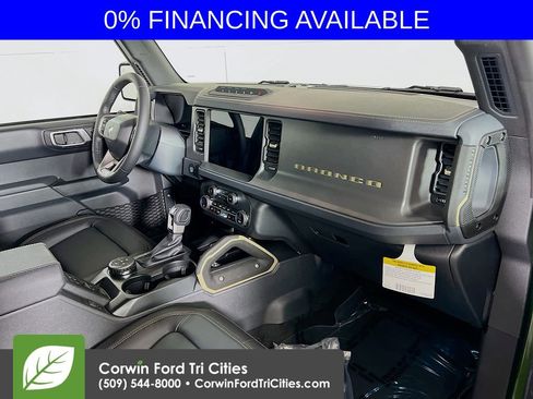 New 2025 Ford Bronco Badlands image 28