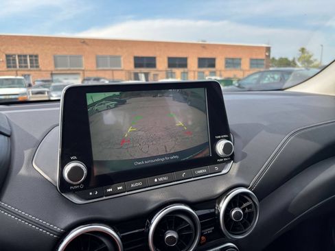 Used 2025 Nissan Sentra SV FWD image 18