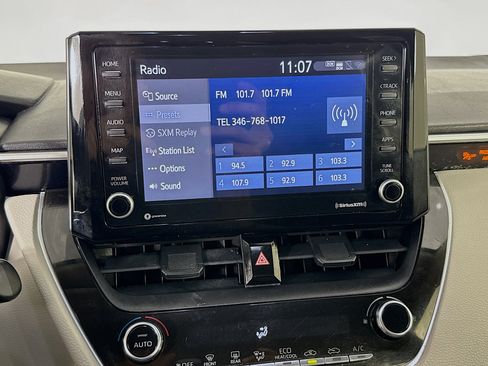 Used 2022 Toyota Corolla LE image 17