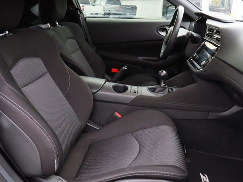 Used 2023 Nissan Z Sport w/ Floor Mat Package image 23