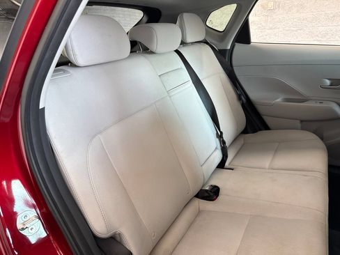 Used 2025 Hyundai Kona SEL AWD/4WD image 41
