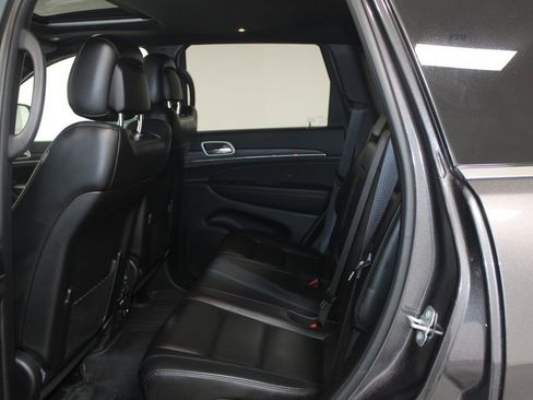 Used 2021 Jeep Grand Cherokee Limited w/ Trailer Tow Group IV image 27