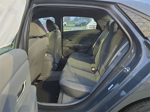 New 2026 Hyundai Elantra Sport image 21