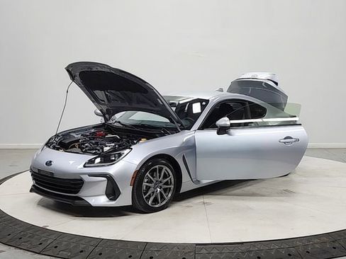 Used 2024 Subaru BRZ Premium image 11