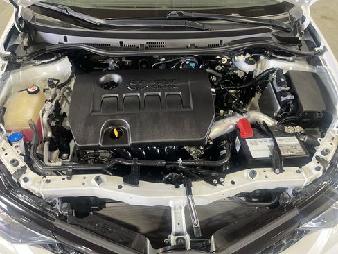 Used 2018 Toyota Corolla iM w/ All-Weather Mat Package FWD image 25