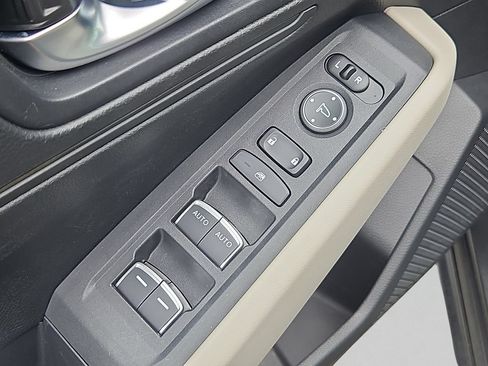 Used 2024 Honda Accord LX image 11
