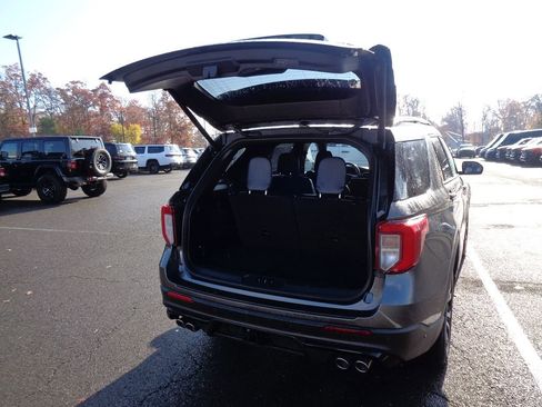 Used 2020 Ford Explorer ST image 21