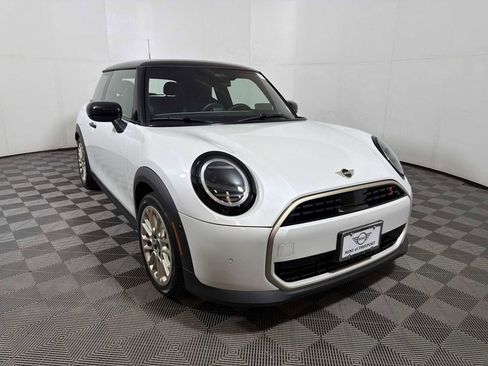 Used 2025 MINI Cooper S image 2