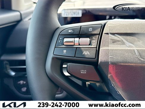 New 2026 Kia Sportage EX image 35