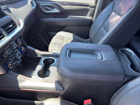 Used 2021 Chevrolet Tahoe RST w/ Luxury Package AWD/4WD image 12
