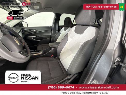 Used 2025 Chevrolet Trax LS image 15