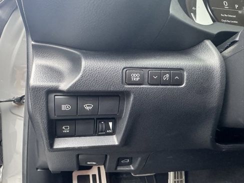 Used 2022 Lexus IS 500 image 20