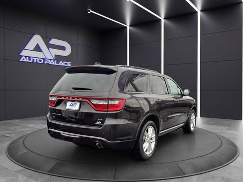Used 2024 Dodge Durango GT image 6