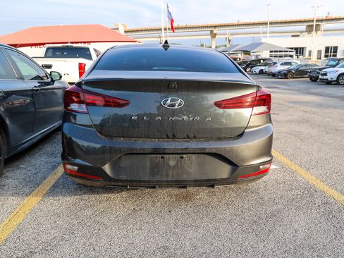 Used 2020 Hyundai Elantra SEL w/ Cargo Package (C1) FWD image 8