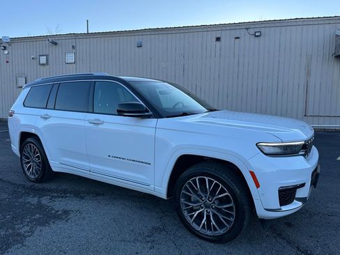 Used 2023 Jeep Grand Cherokee L Summit image 1