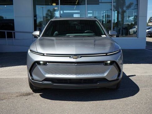 New 2026 Chevrolet Equinox EV LT AWD/4WD image 3