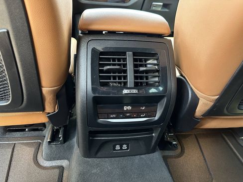 Used 2023 BMW X3 xDrive30i w/ Convenience Package AWD/4WD image 16
