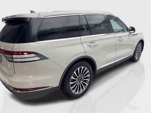 Used 2022 Lincoln Aviator Reserve w/ Equipment Group 201A image 13