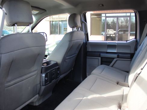 Used 2016 Ford F150 XLT w/ Equipment Group 302A Luxury image 27