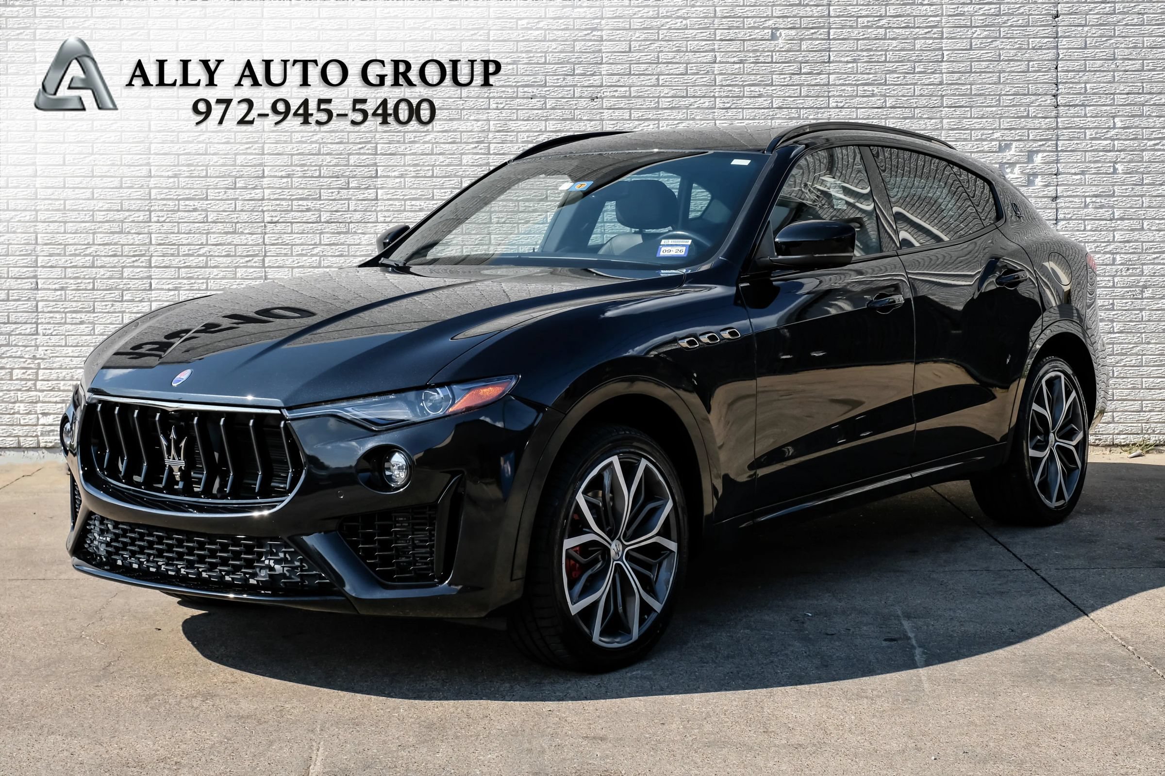 Used 2021 Maserati Levante AWD/4WD image 1