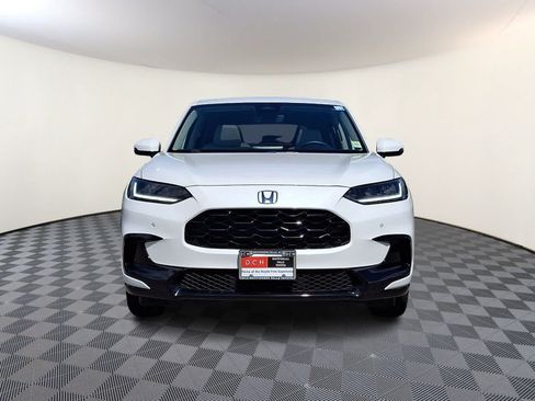 Used 2023 Honda HR-V EX-L image 3