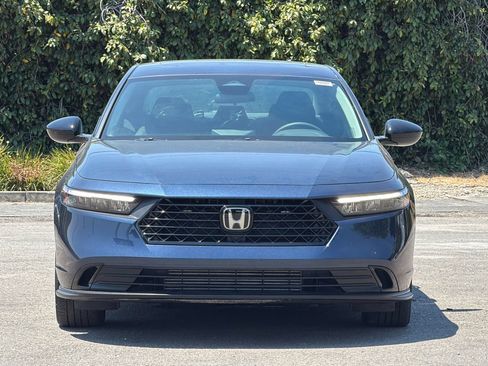 Used 2025 Honda Accord SE image 9