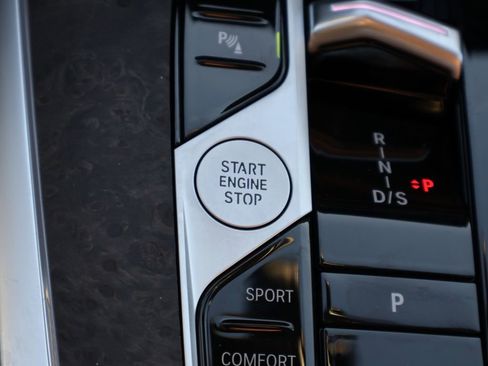 New 2026 BMW X7 xDrive40i image 30