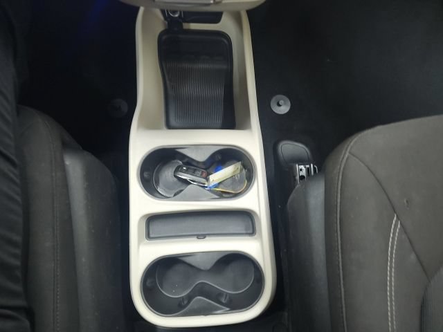 Used 2023 Chrysler Voyager LX FWD image 27