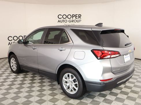 Used 2023 Chevrolet Equinox LT w/ Driver Convenience Package image 22