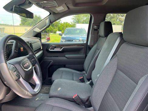Used 2026 GMC Sierra 1500 SLE w/ X31 Off-Road Package AWD/4WD image 9