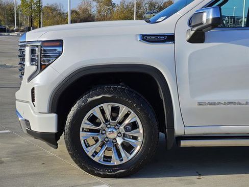 Used 2023 GMC Sierra 1500 Denali w/ Technology Package image 6