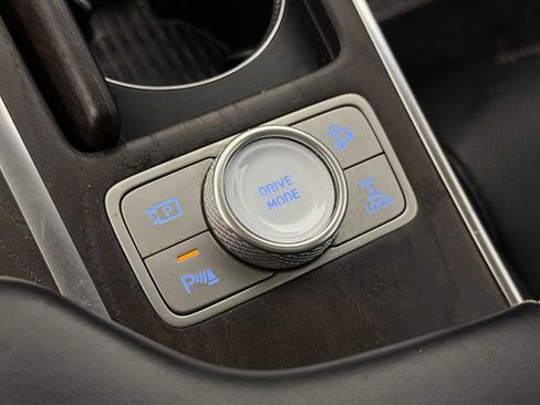 Used 2023 Genesis GV80 3.5T w/ Prestige Package AWD/4WD image 31