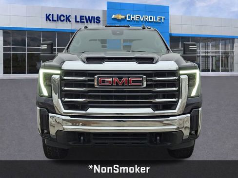 Used 2024 GMC Sierra 2500 SLE w/ SLE Value Package; image 2