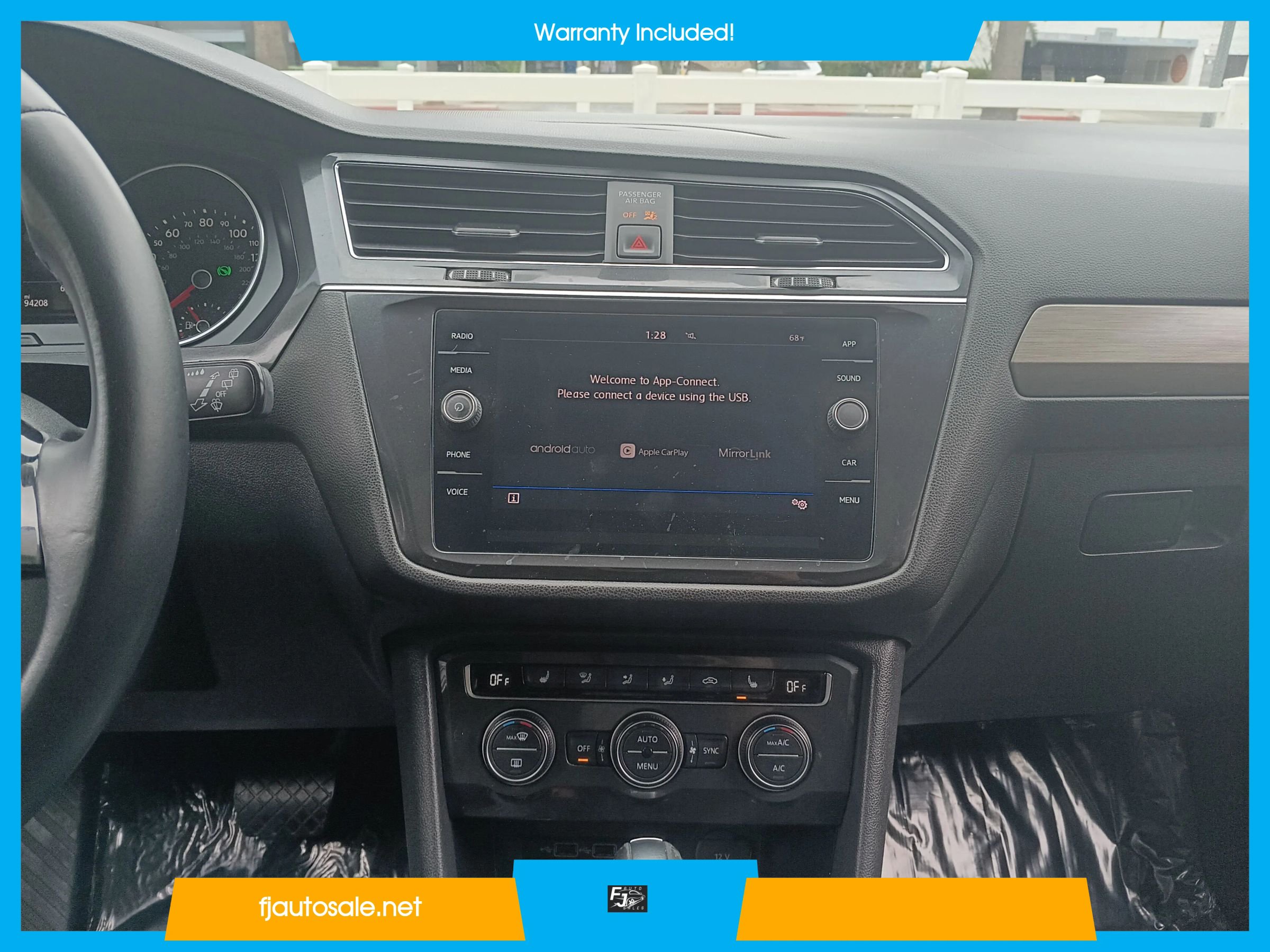 Used 2019 Volkswagen Tiguan SE w/ Panoramic Sunroof Package FWD image 20