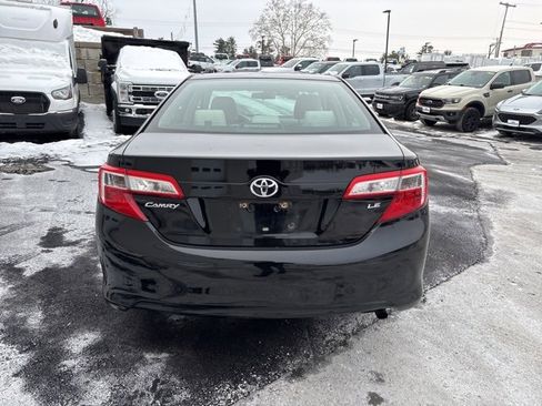 Used 2012 Toyota Camry SE image 4