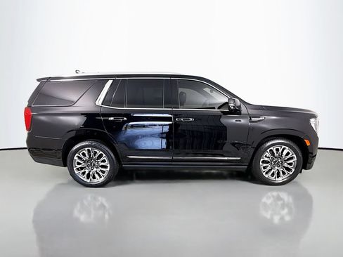 Used 2024 GMC Yukon Denali Ultimate AWD/4WD image 8