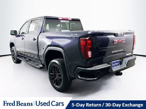 Used 2022 GMC Sierra 1500 Elevation w/ Elevation Premium Package AWD/4WD image 6