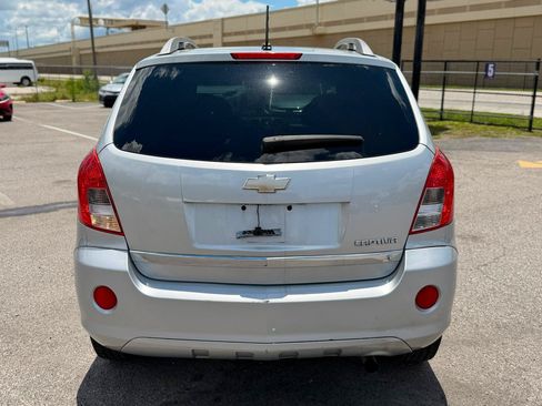 Used 2013 Chevrolet Captiva Sport LT FWD image 10