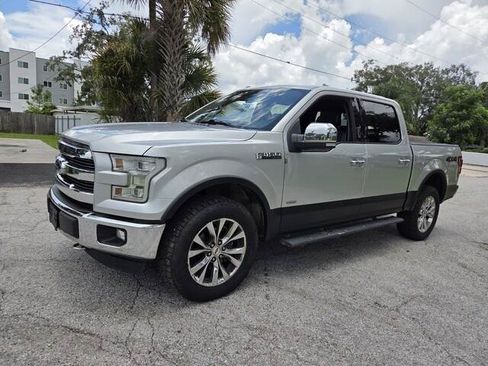 Used 2016 Ford F150 Lariat w/ Equipment Group 502A Luxury AWD/4WD image 3