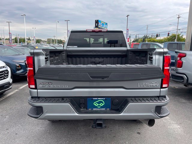 Used 2026 Chevrolet Silverado 2500 High Country w/ Technology Package AWD/4WD image 17