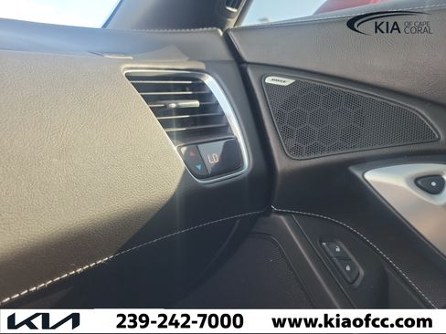 Used 2015 Chevrolet Corvette Stingray Coupe RWD image 31