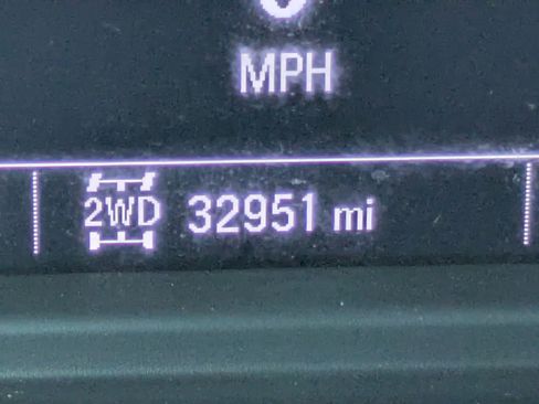 Used 2024 Chevrolet Silverado 2500 Custom w/ Custom Value Package image 21