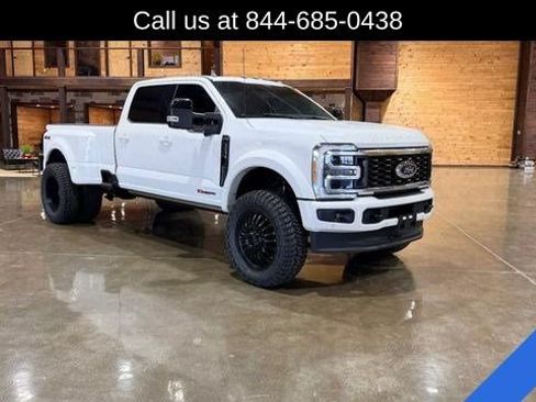 Used 2026 Ford F450 Platinum AWD/4WD image 2