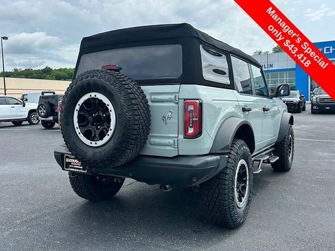 Used 2023 Ford Bronco Badlands w/ Sasquatch Package image 8