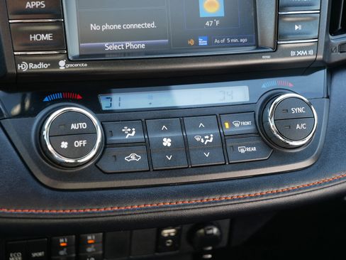 Used 2017 Toyota RAV4 SE w/ Power Extra Value Package image 23